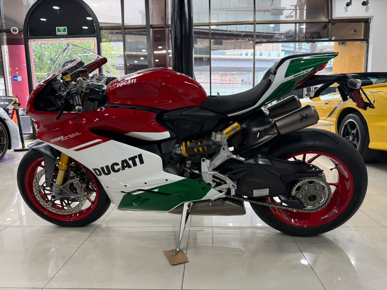 DUCATI SUPERBIKE1299