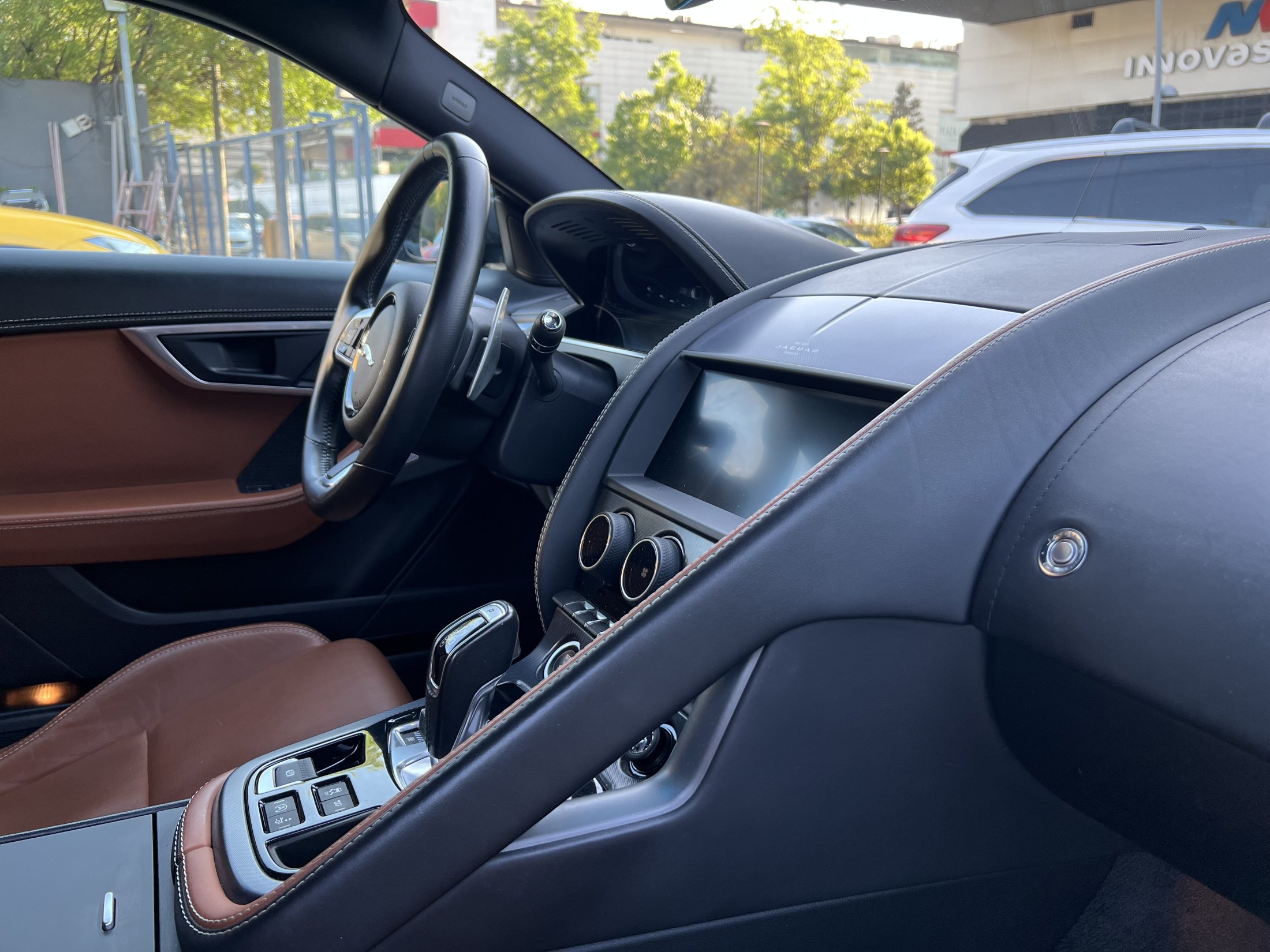 Jaguar F-TYPE R-DYNAMIC COUPE P450 2022