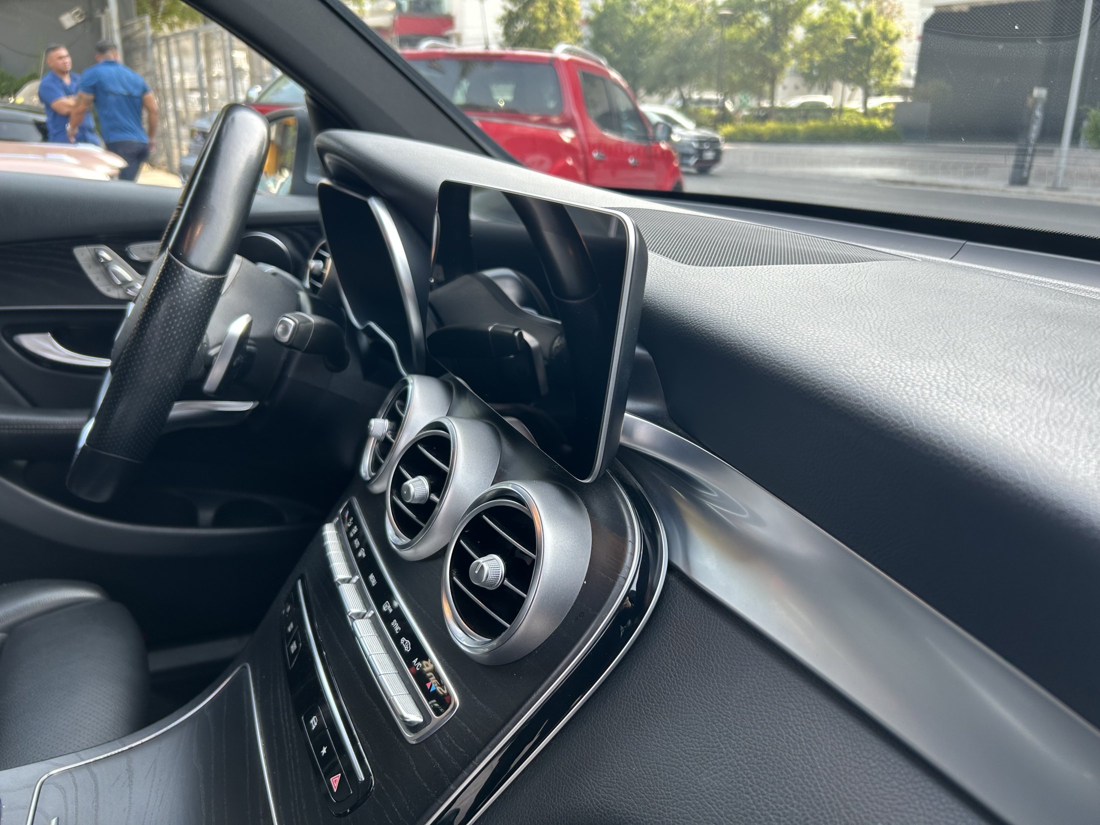Mercedes Benz GLC 300 4MATIC COUPE 2021