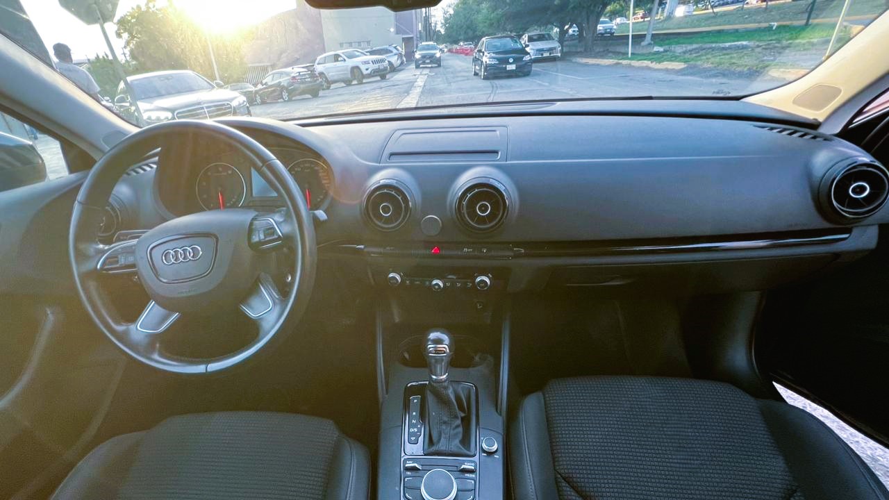 Audi A3 1.4 TURBO S TRONIC FRONT AMBIENTE 2015