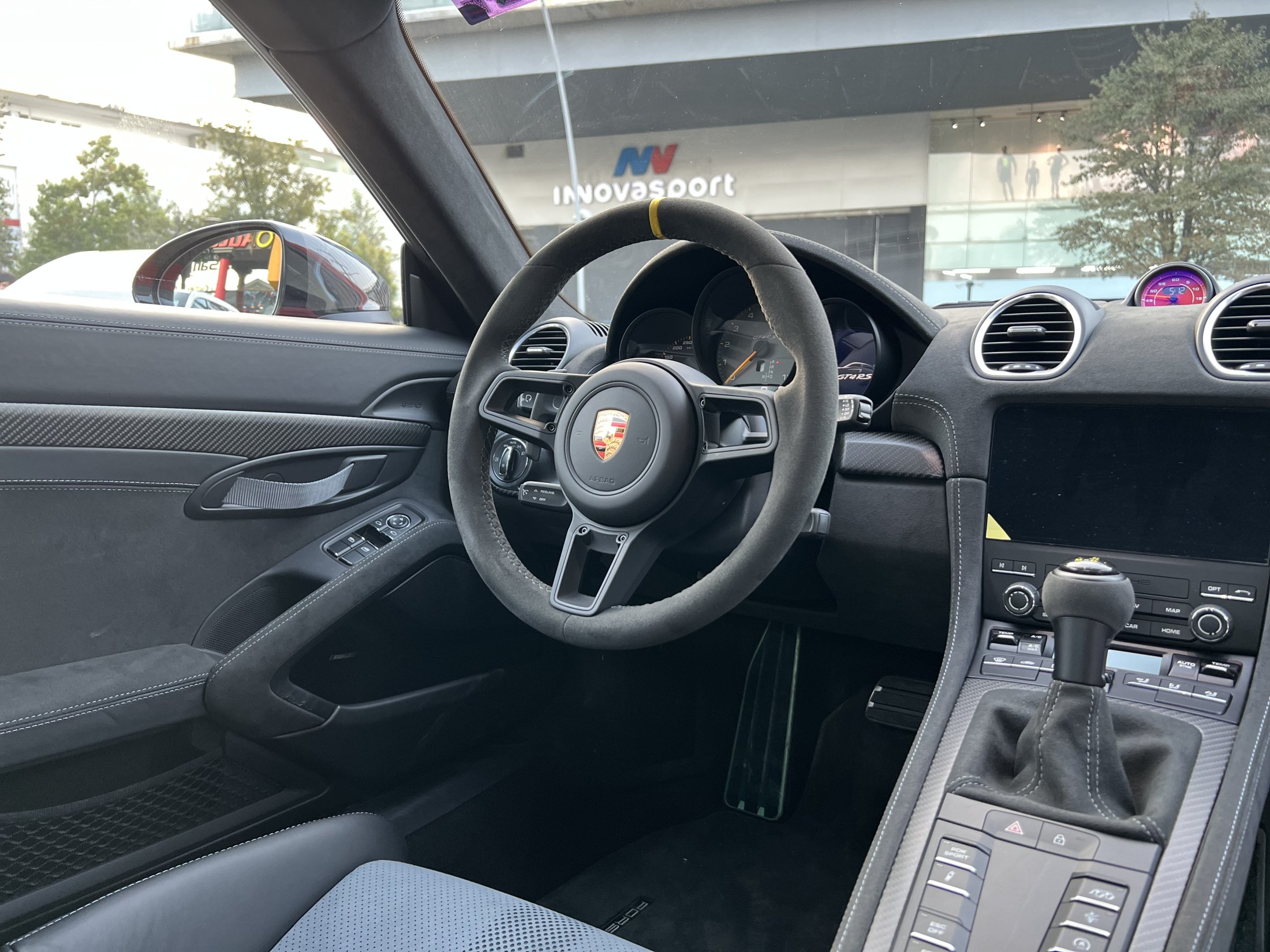 Porsche 718 CAYMAN GT4 RS 2025