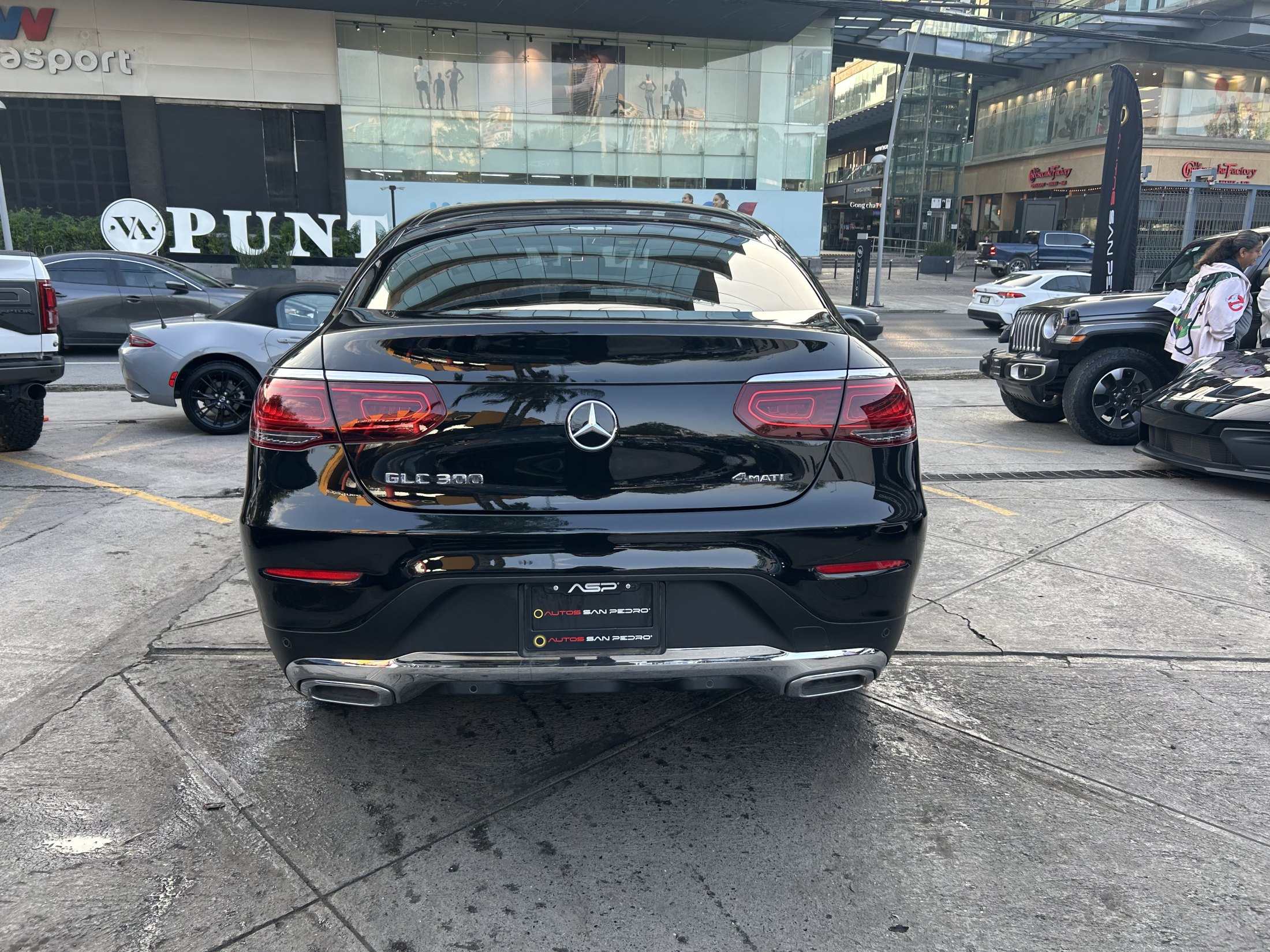 Mercedes Benz GLC 300 4MATIC COUPE 2020