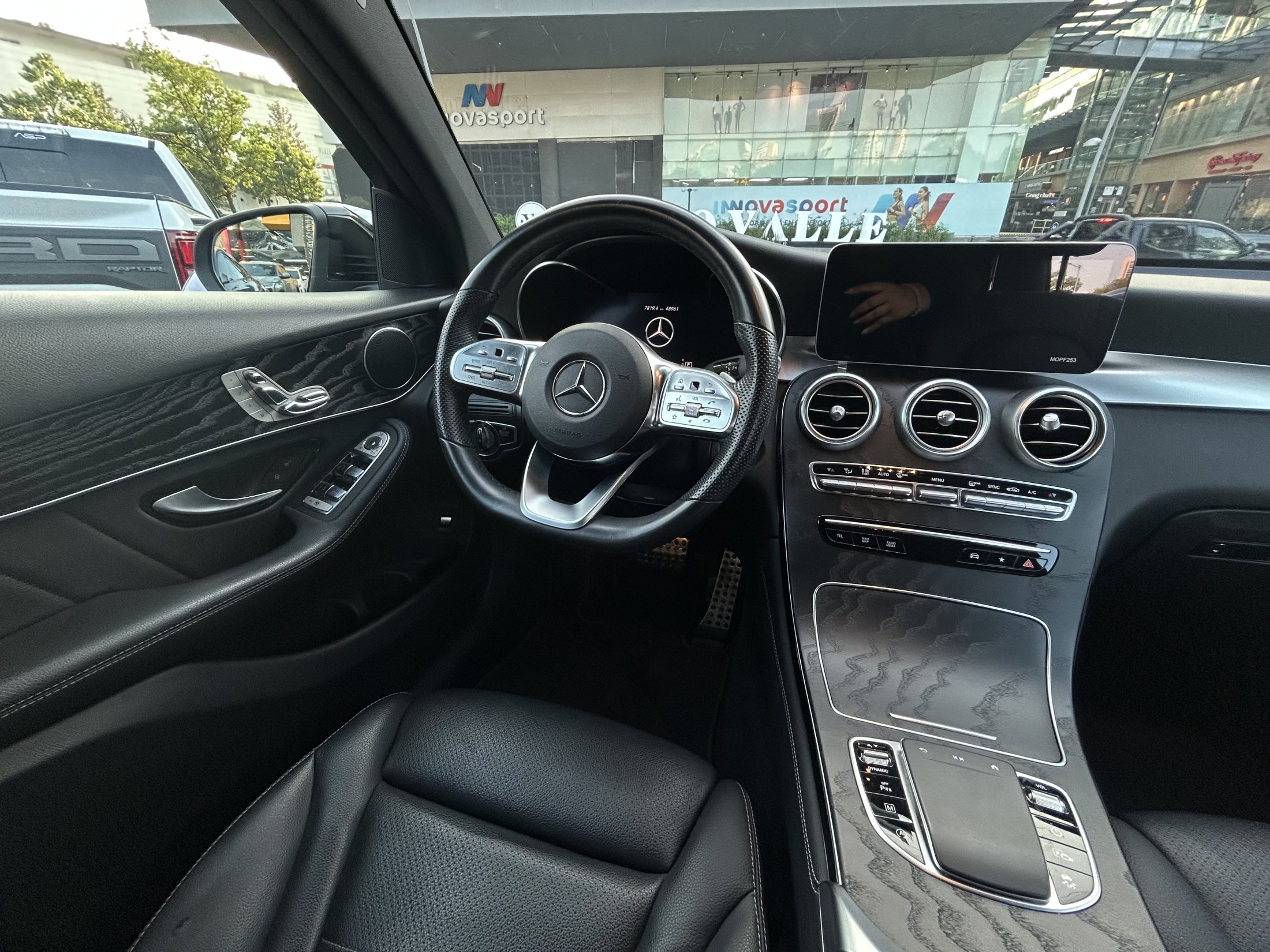 Mercedes Benz GLC 300 4MATIC COUPE 2020