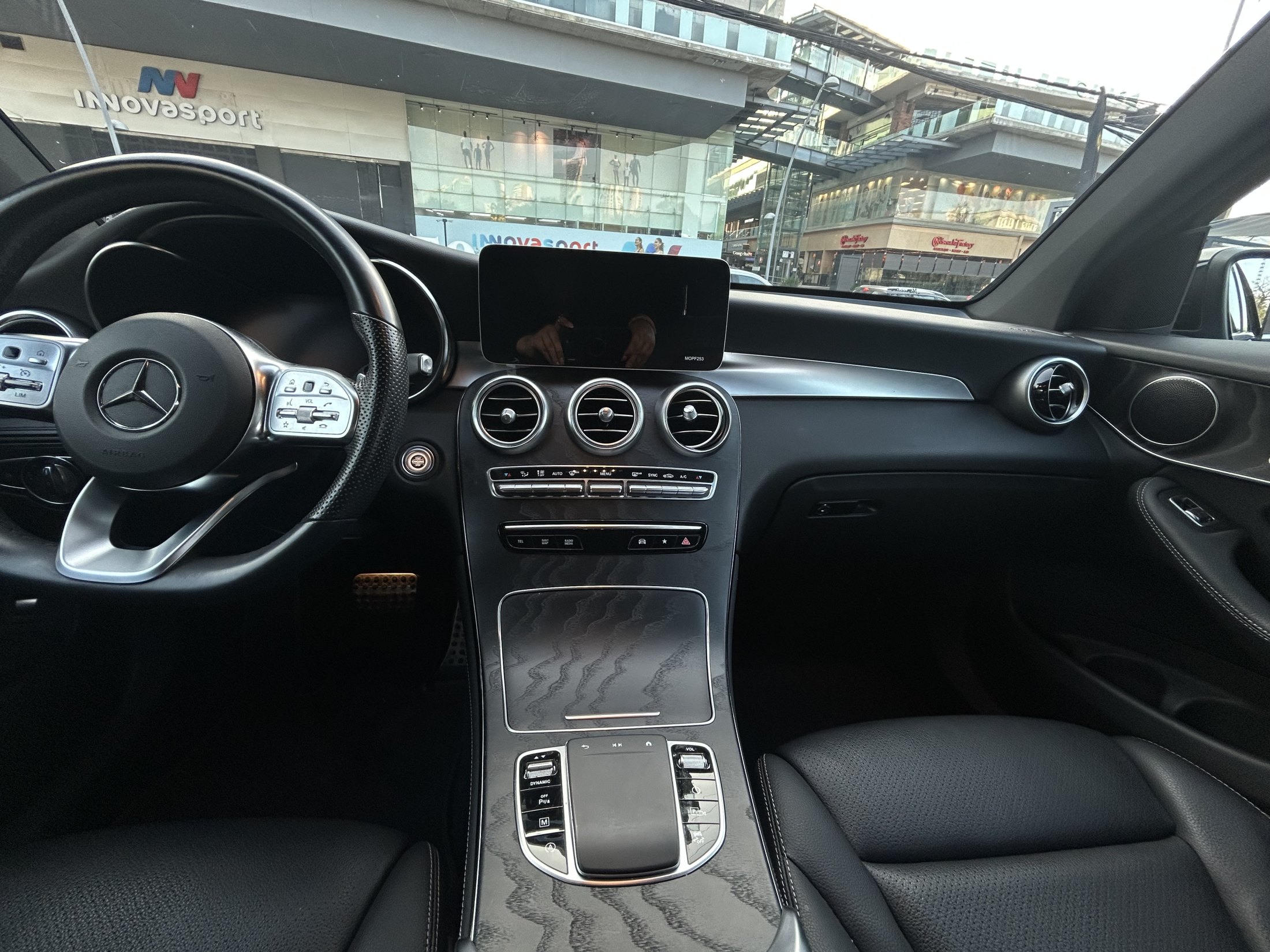 Mercedes Benz GLC 300 4MATIC COUPE 2020