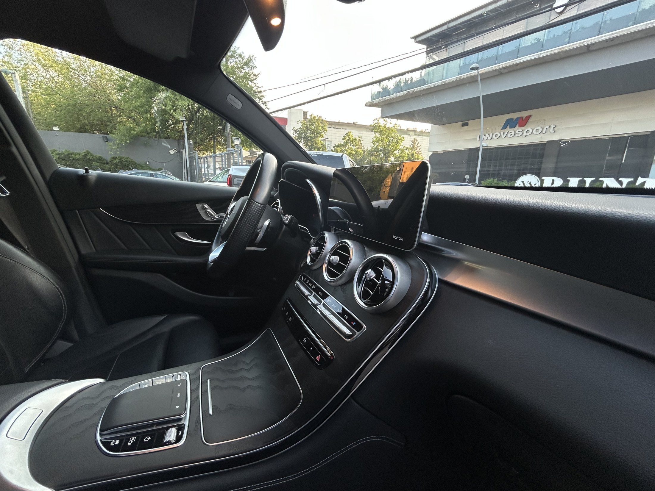Mercedes Benz GLC 300 4MATIC COUPE 2020