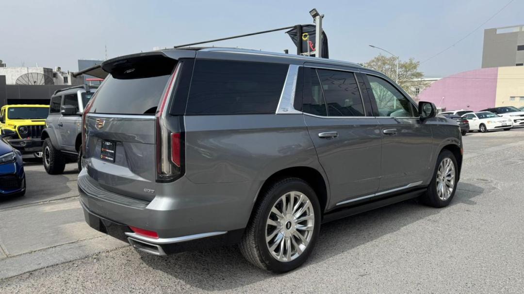 Cadillac ESCALADE 2023