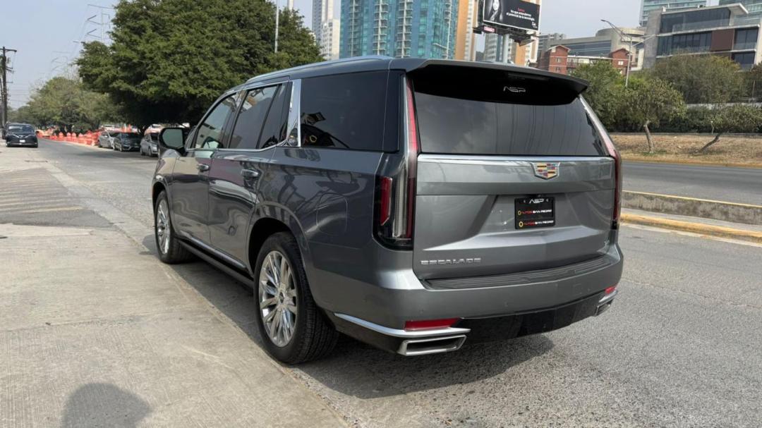 Cadillac ESCALADE 2023