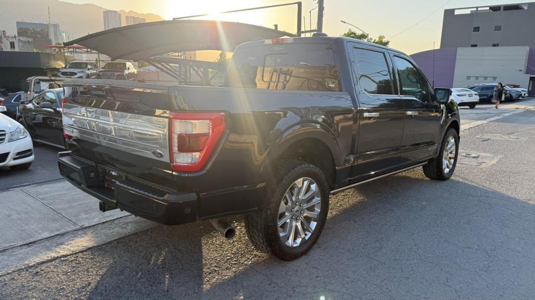 Ford LOBO LIMITED 4X4 2022