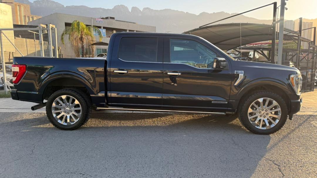 Ford LOBO LIMITED 4X4 2022