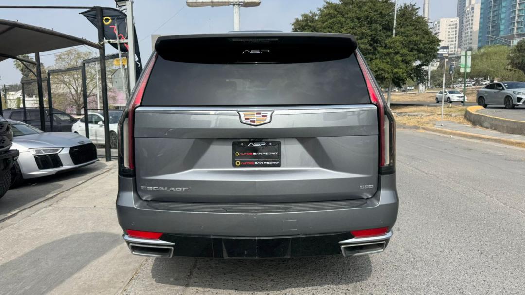 Cadillac ESCALADE 2022