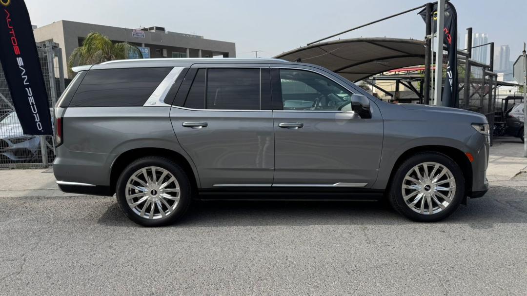 Cadillac ESCALADE 2022