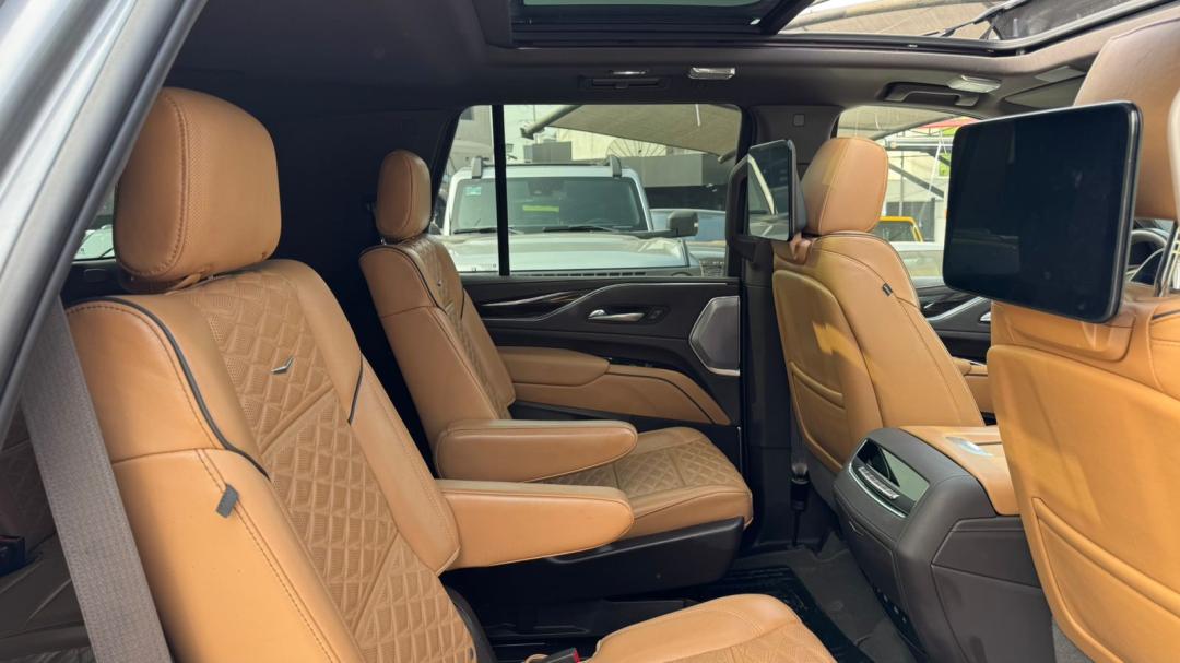 Cadillac ESCALADE 2022