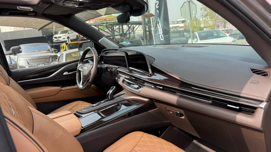 Cadillac ESCALADE 2022