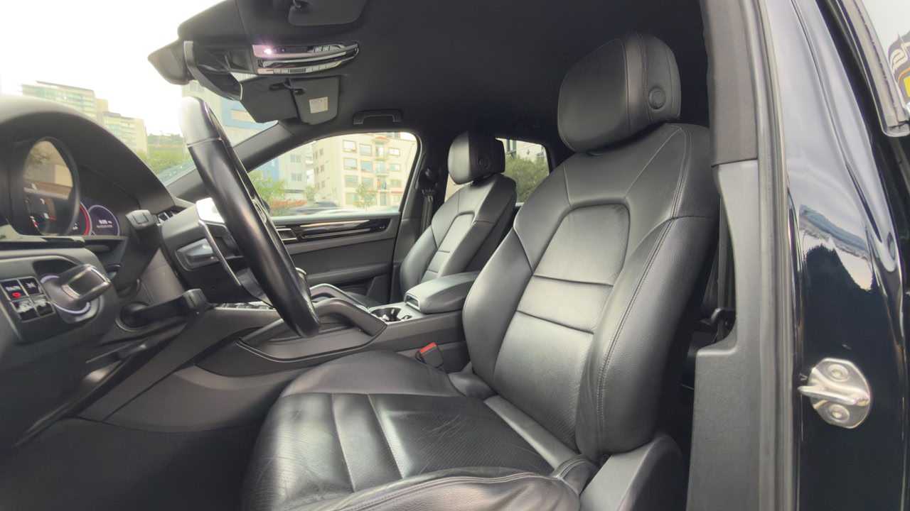 Porsche Cayenne 2019