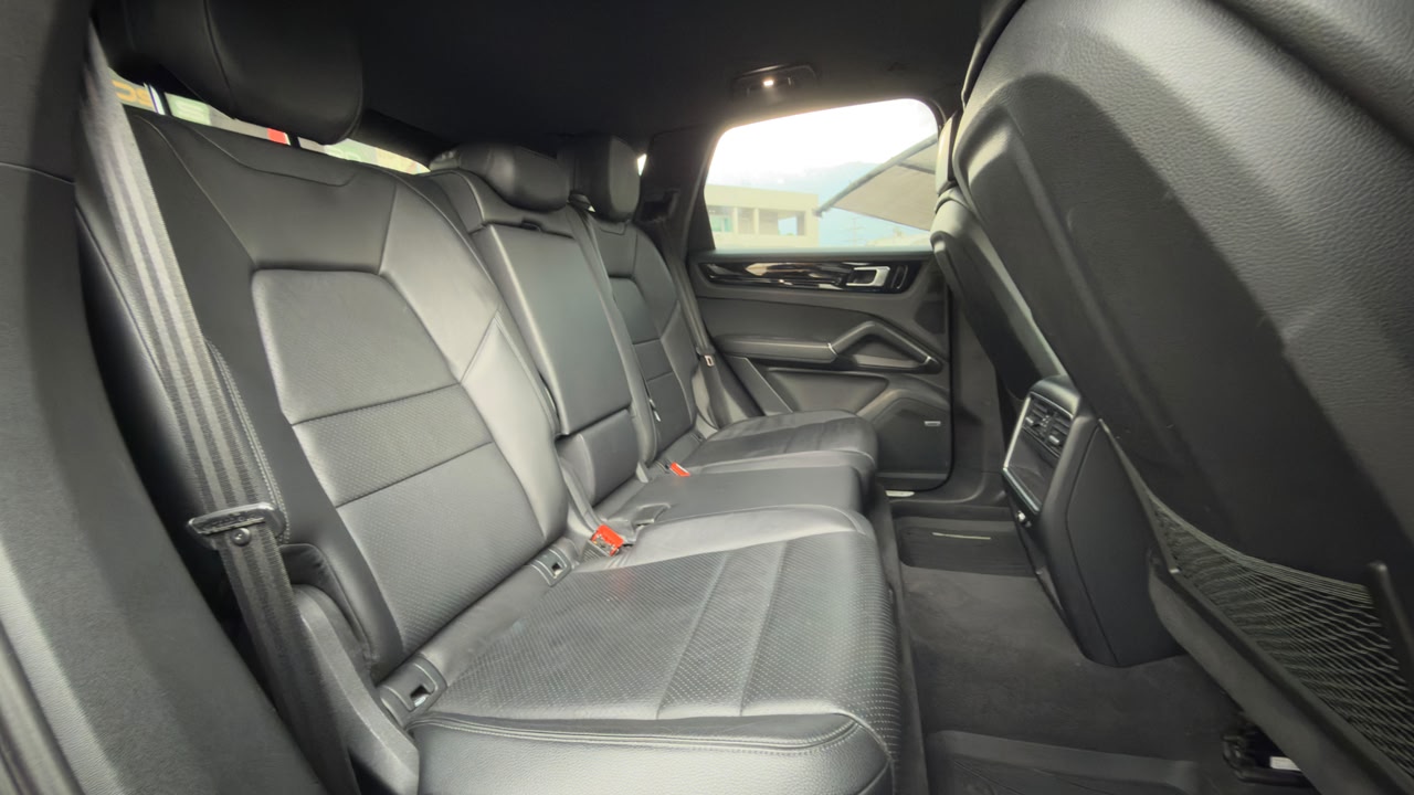 Porsche Cayenne 2019