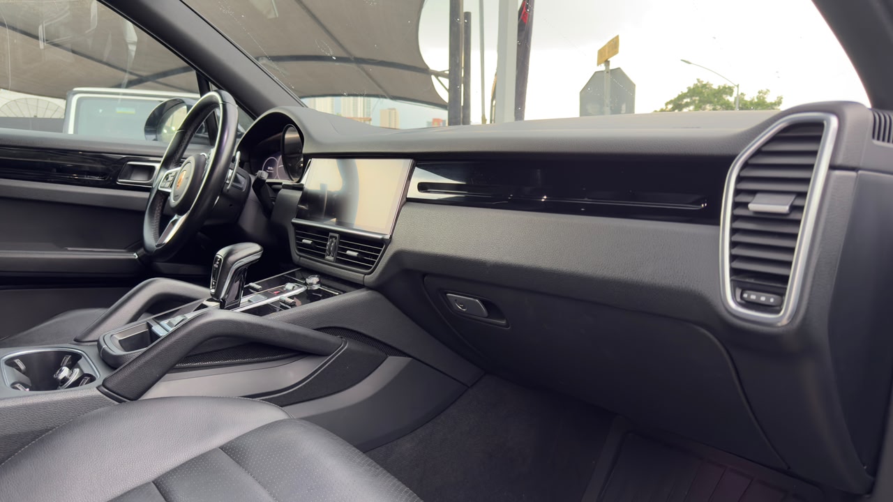 Porsche Cayenne 2019