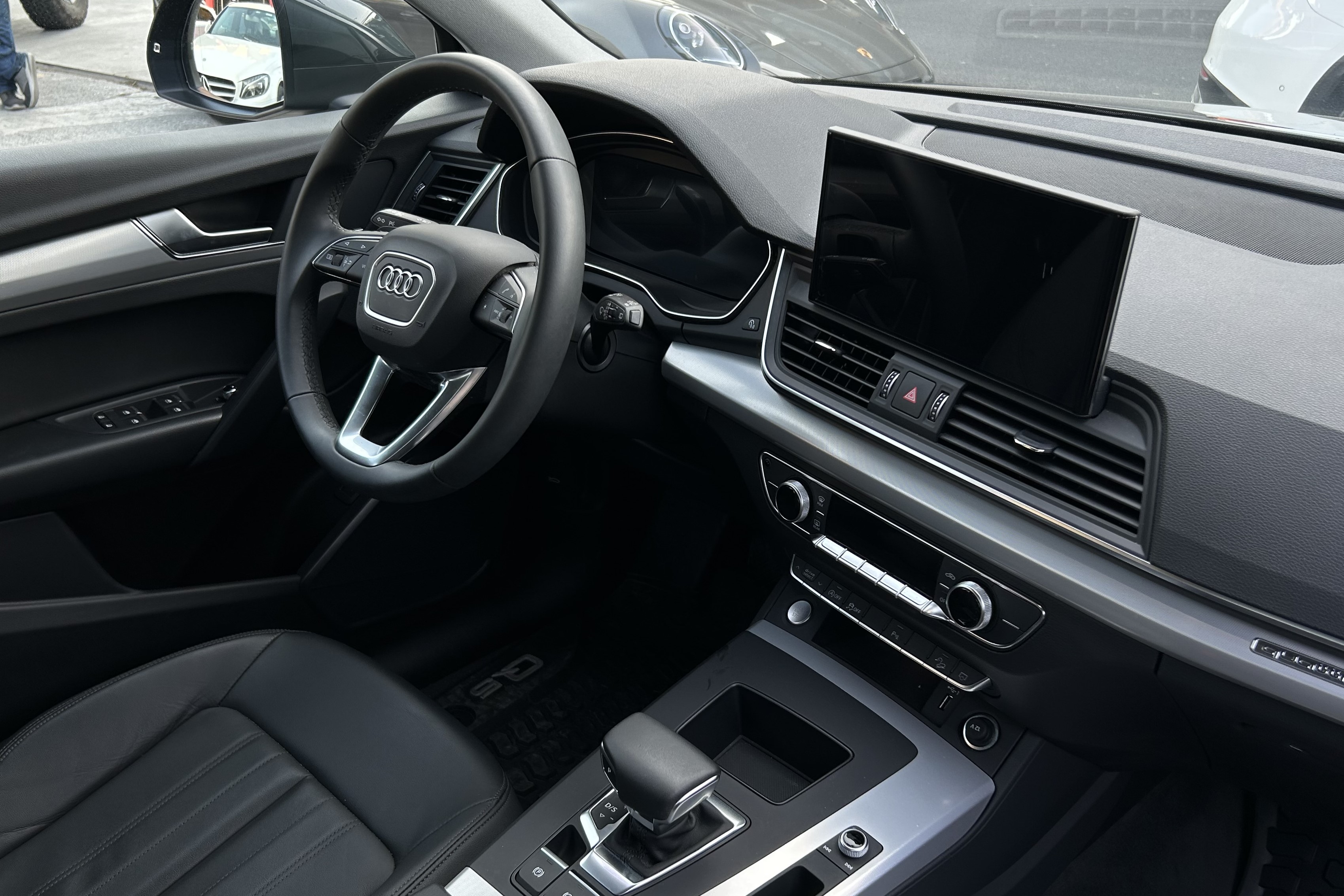 Audi Q5 SELECT MILD HYBRID 2025