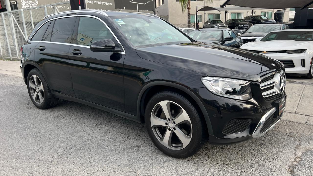 MERCEDES BENZ GLC 300 2016