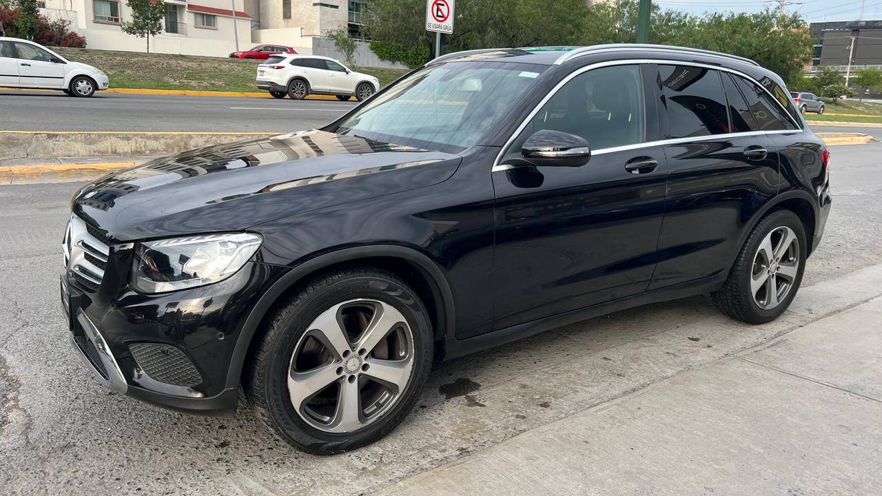 MERCEDES BENZ GLC 300 2016