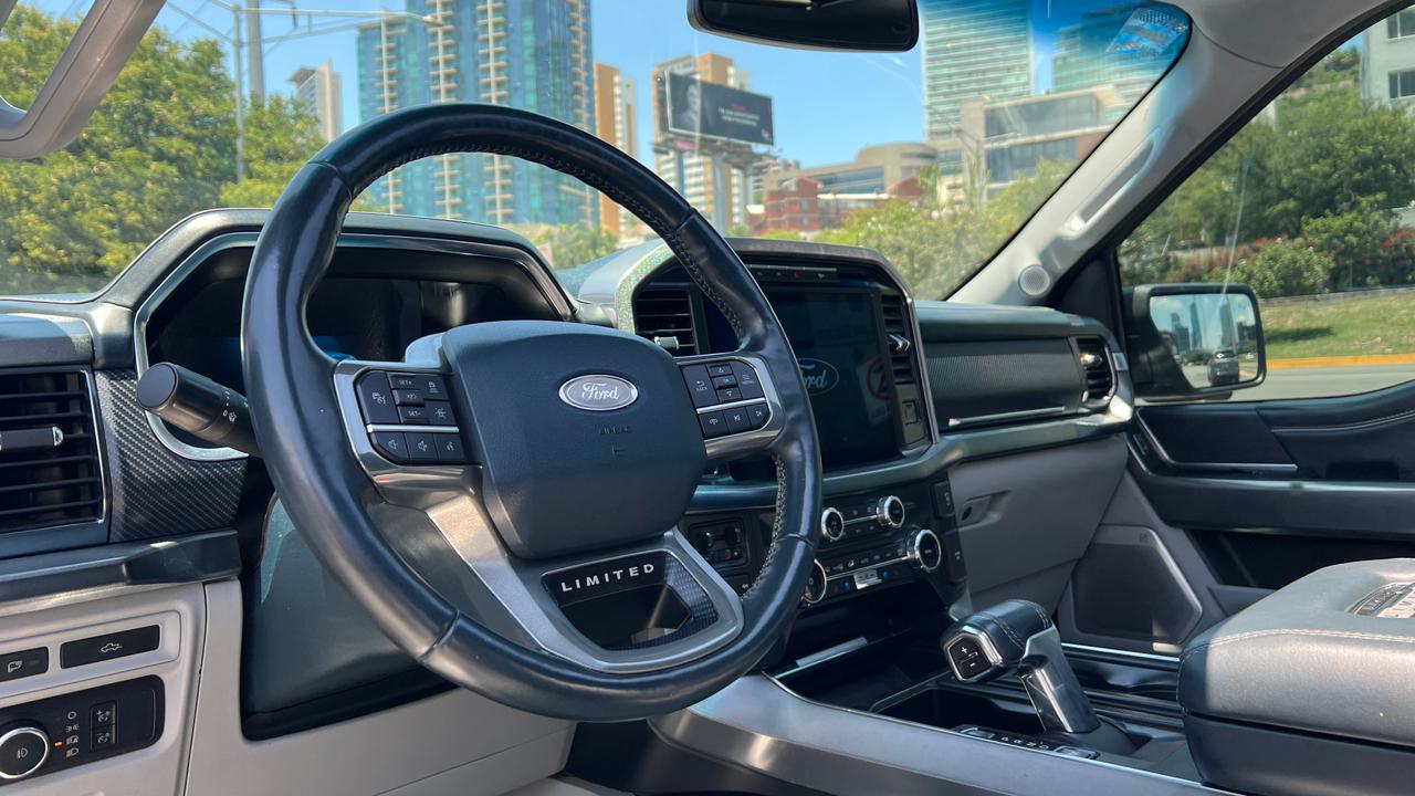 FORD LOBO LIMITED 4X4 CREW CAB 2022