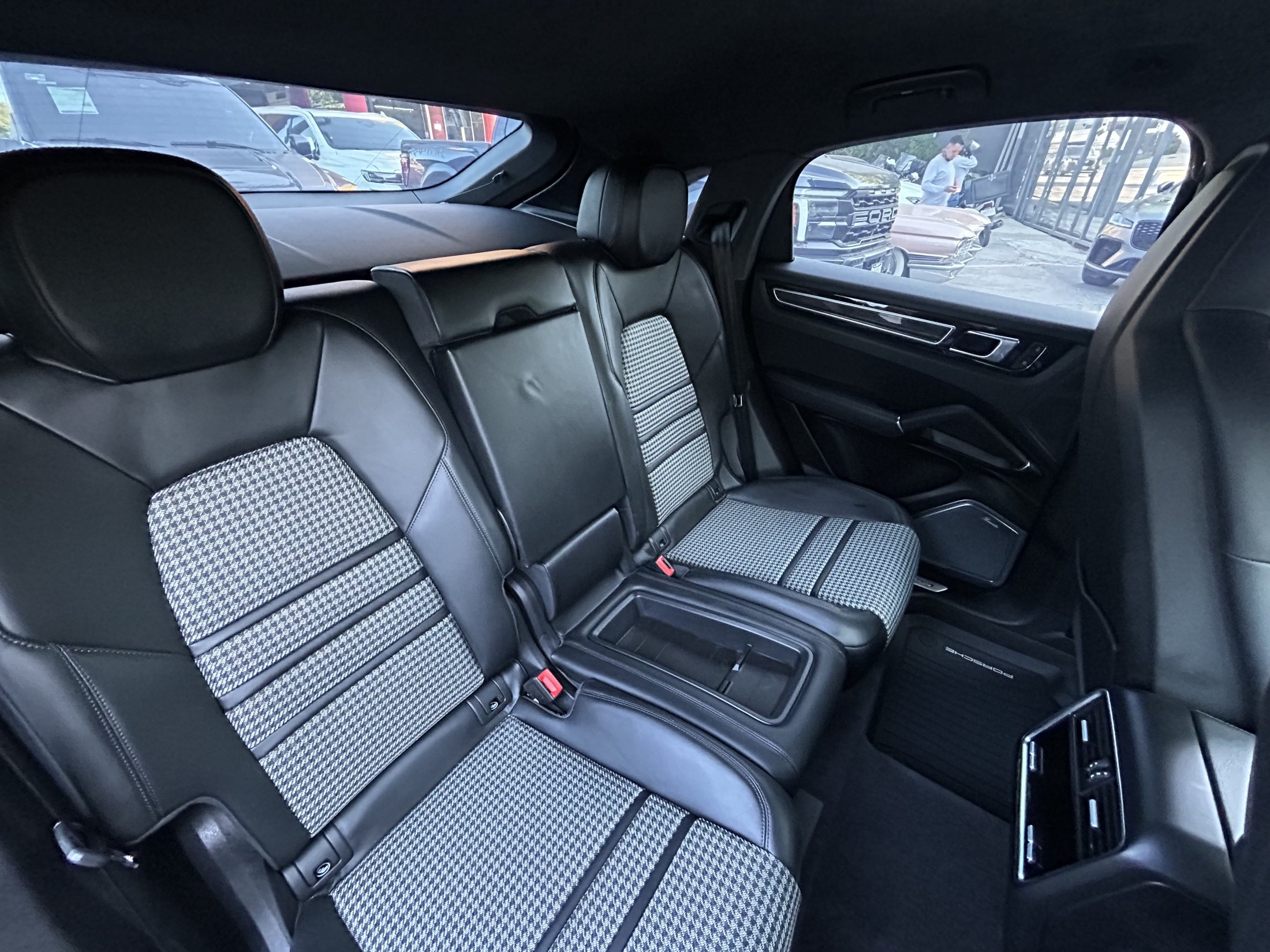 Porsche Cayenne S Coupe
