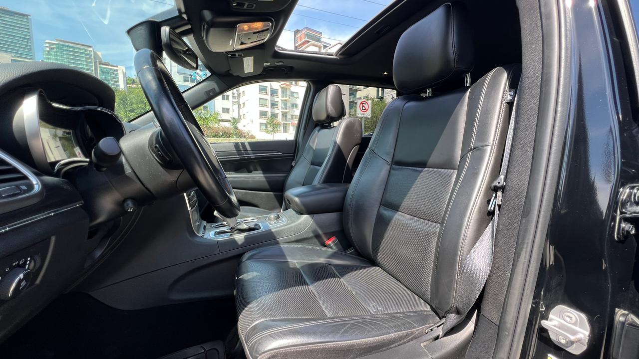JEEP GRAND CHEROKEE LIMITED LUJO 2021