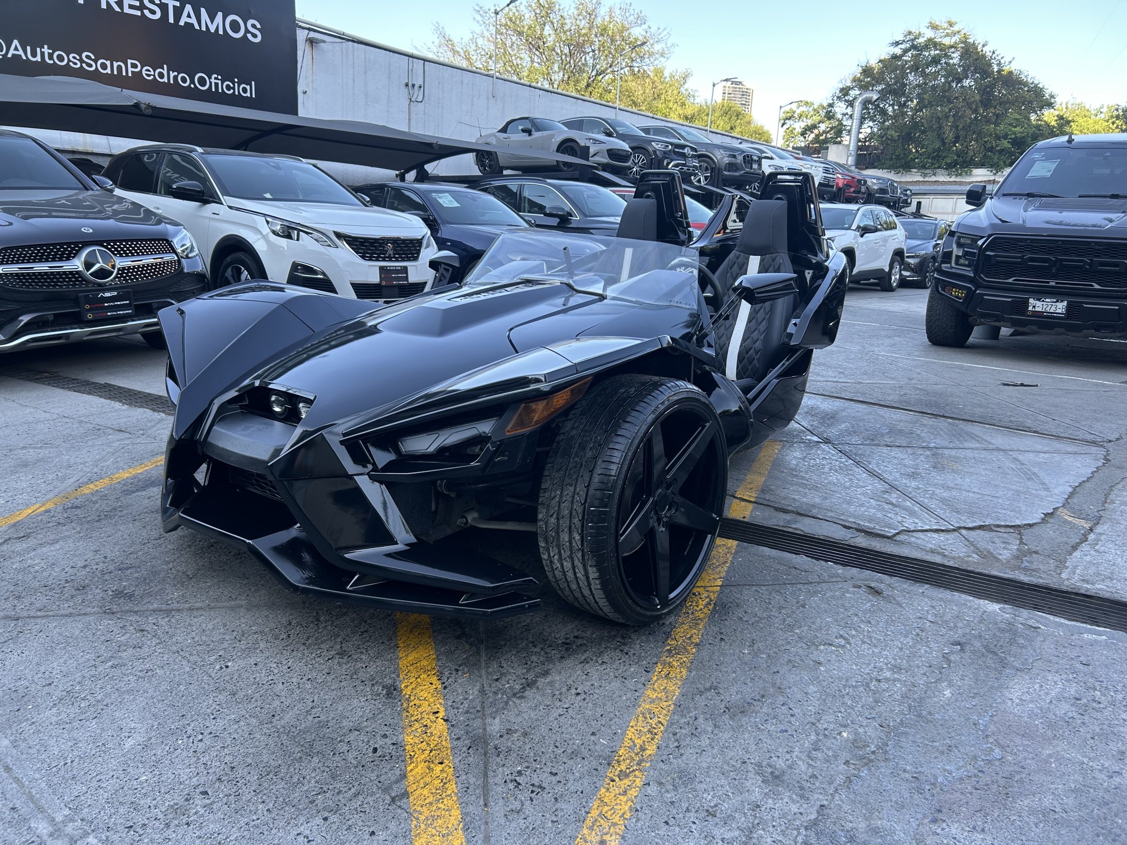 Polaris Slingshot SL