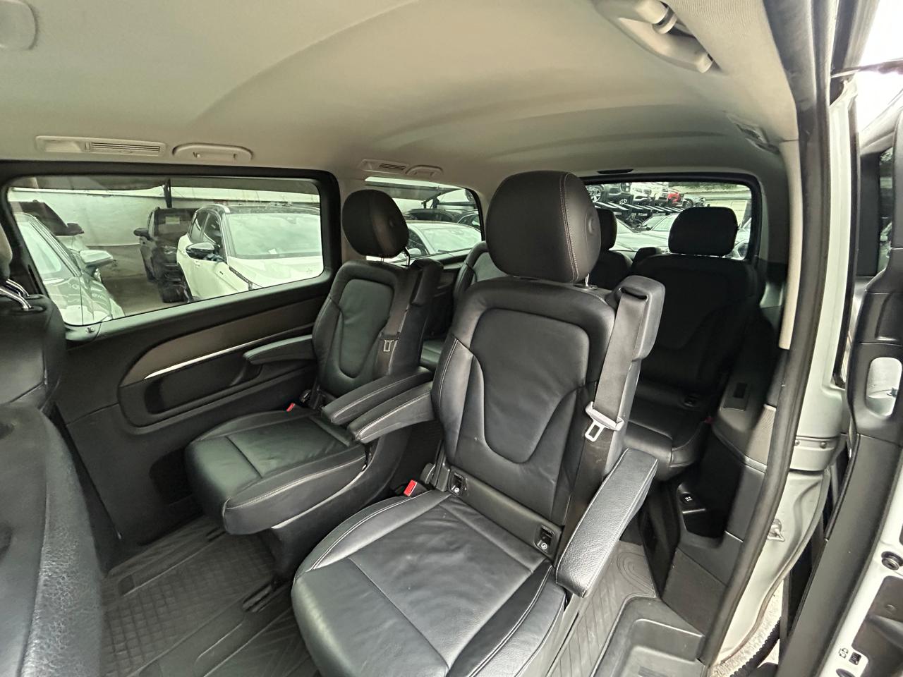 Mercedes Benz V220 Avantgarde
