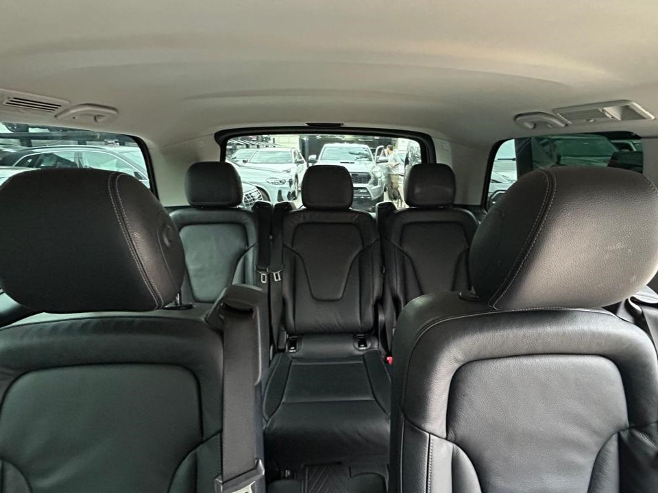 Mercedes Benz V220 Avantgarde