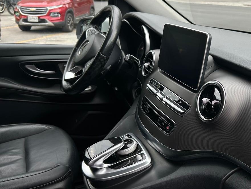 Mercedes Benz V220 Avantgarde