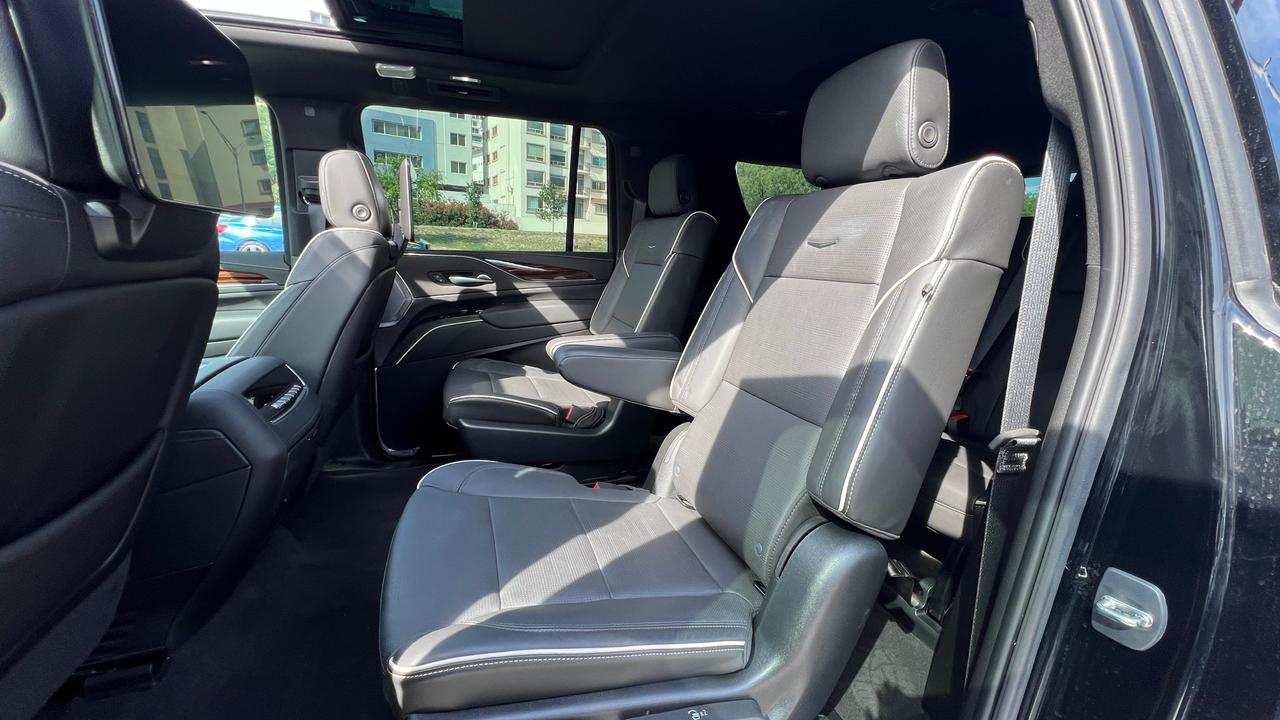 CADILLAC ESCALADE ESV 600 PREMIUM LUXURY 2023