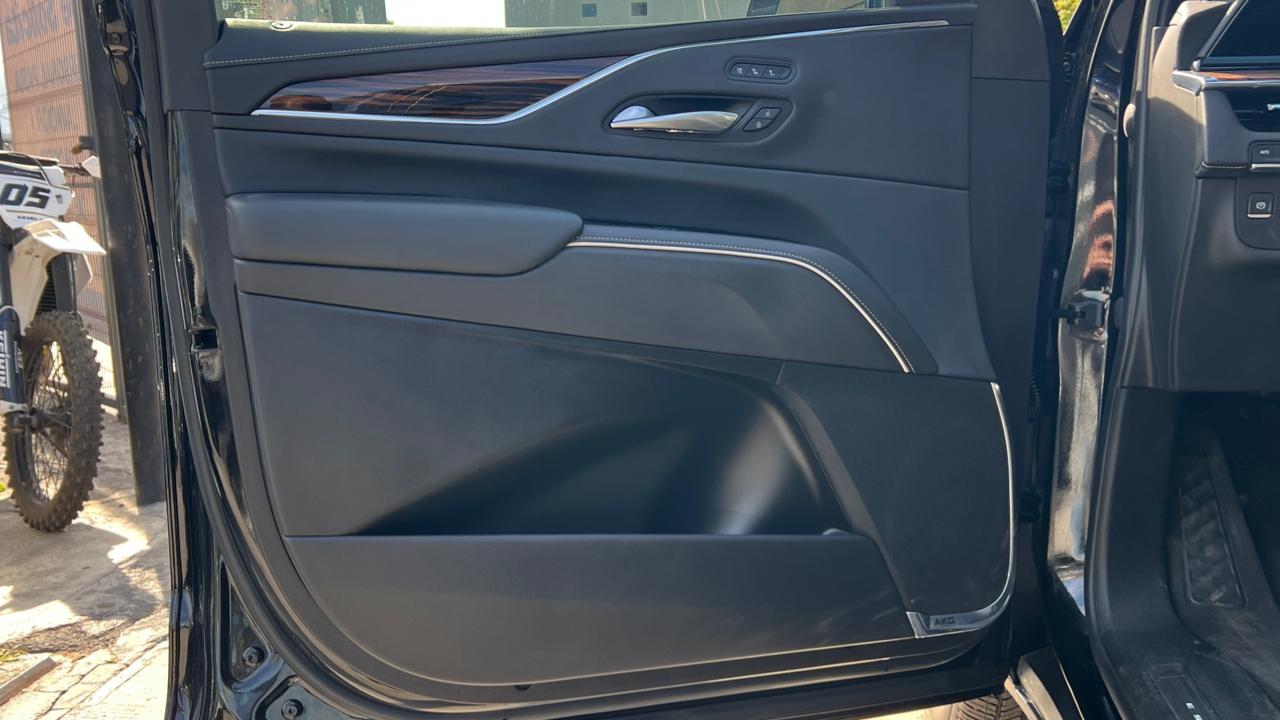 CADILLAC ESCALADE ESV 600 PREMIUM LUXURY 2023