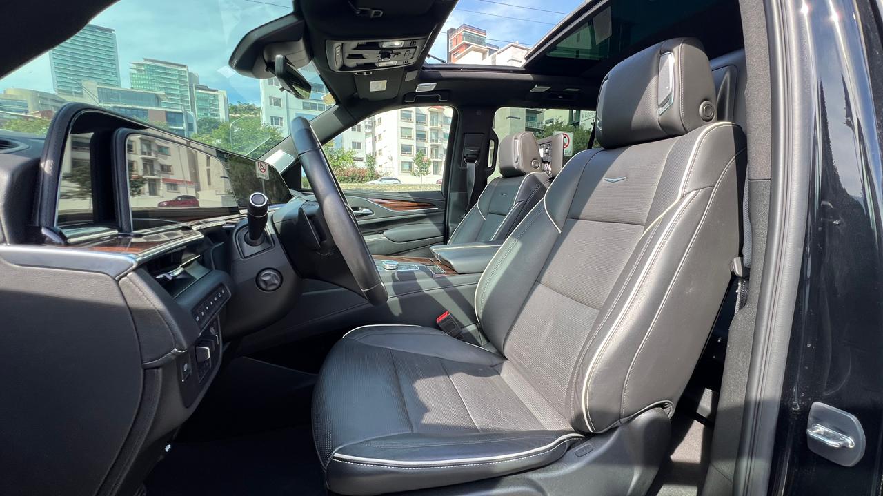 CADILLAC ESCALADE ESV 600 PREMIUM LUXURY 2023