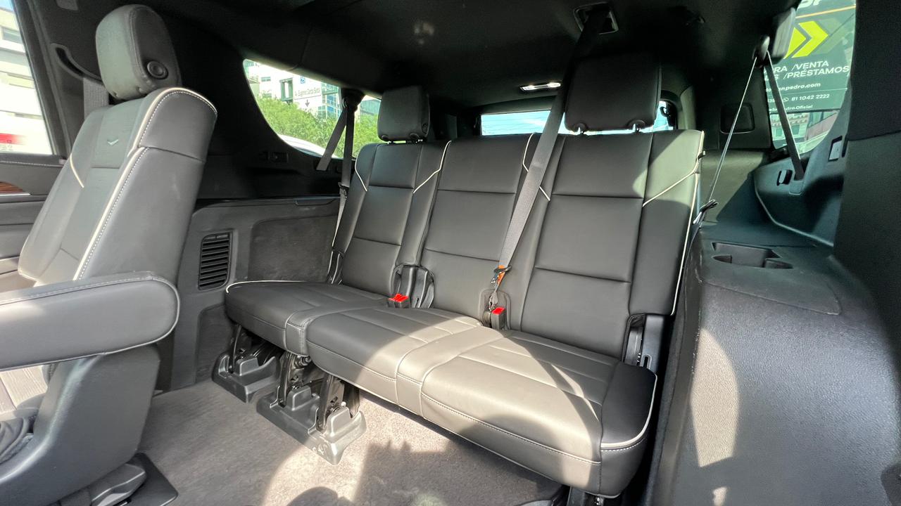 CADILLAC ESCALADE ESV 600 PREMIUM LUXURY 2023