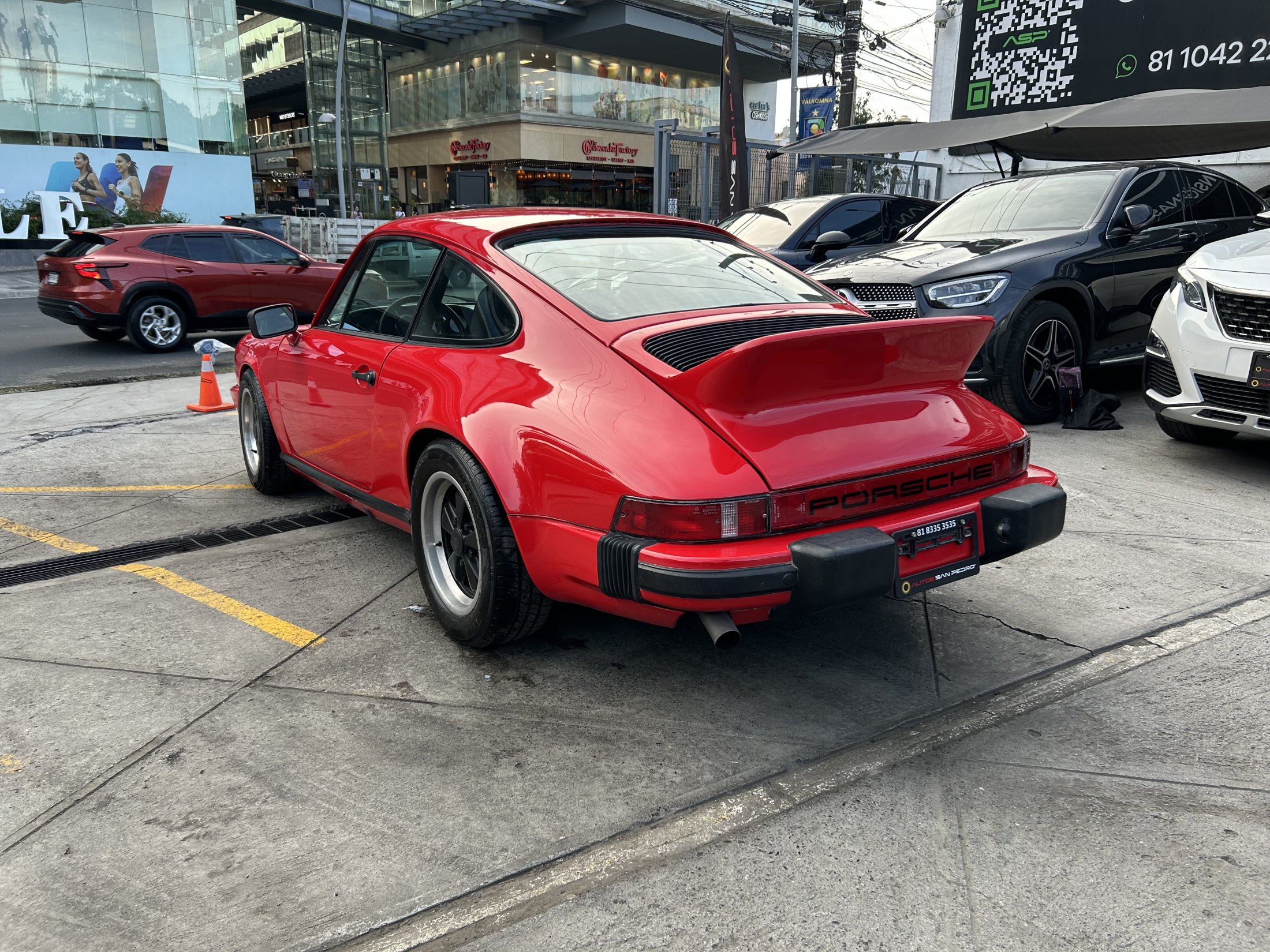 Porsche 911 coupe
