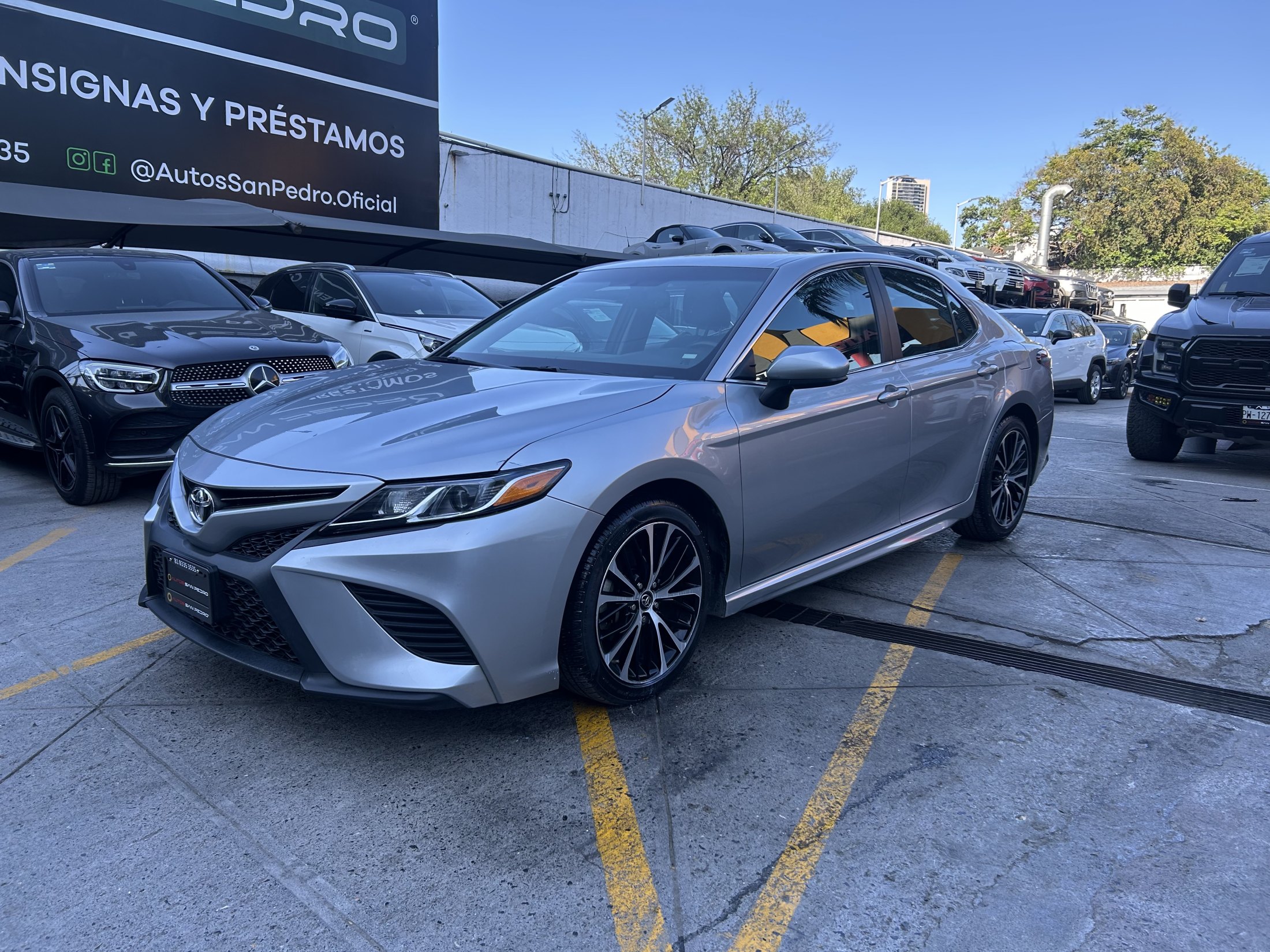 Toyota Camry SE 2018