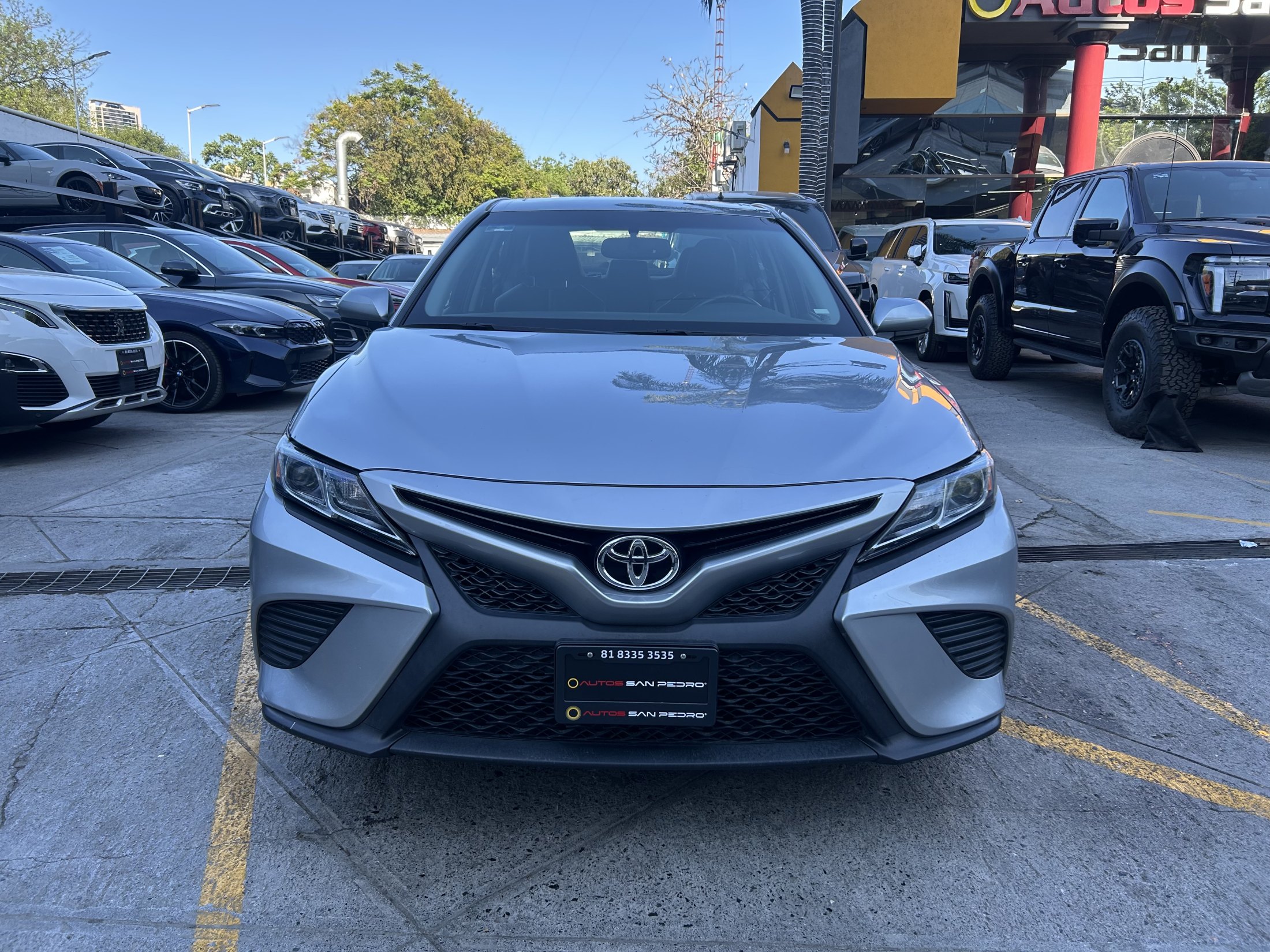 Toyota Camry SE 2018