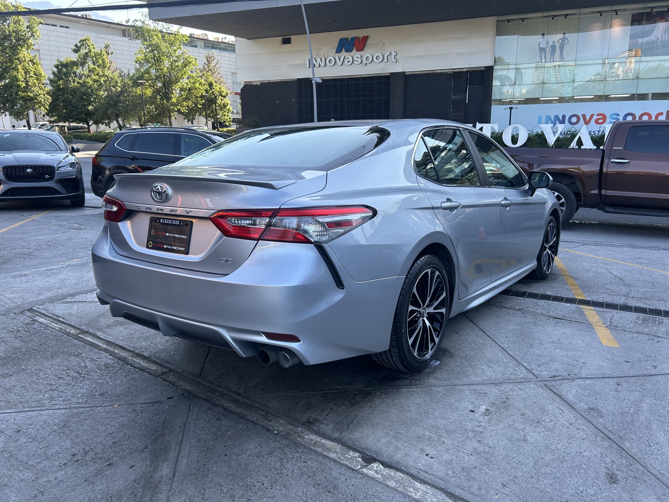 Toyota Camry SE 2018