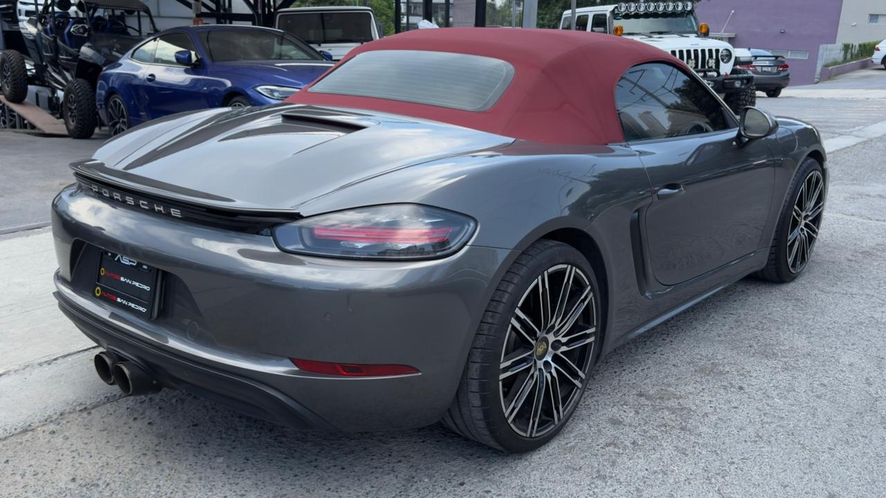 PORSCHE BOXSTER CABRIOLET 2018
