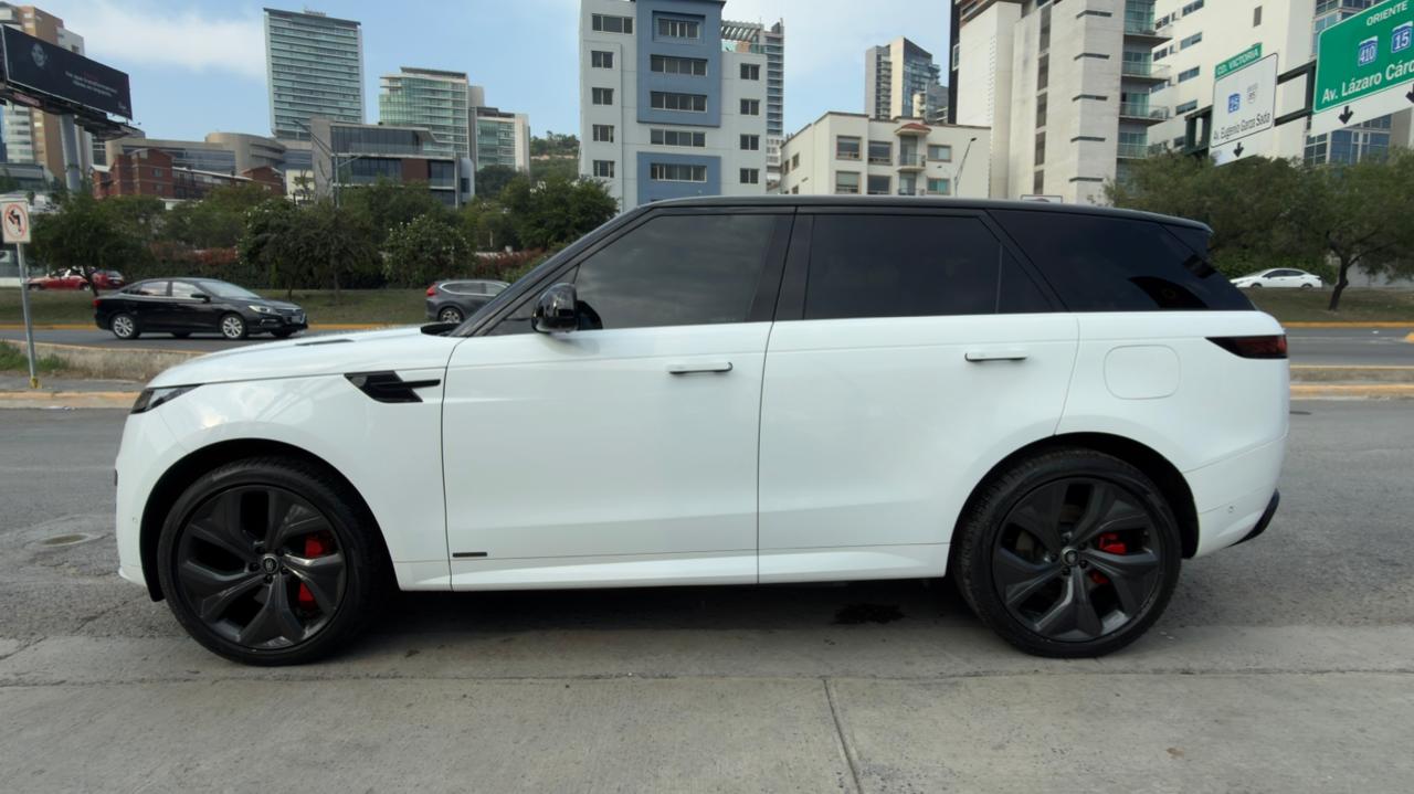 LAND ROVER RANGE ROVER AUTOBIOGRAPHY 2024