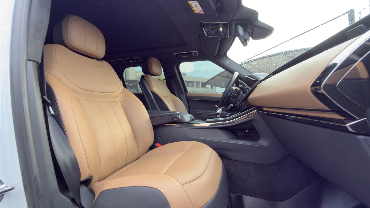 LAND ROVER RANGE ROVER AUTOBIOGRAPHY 2024