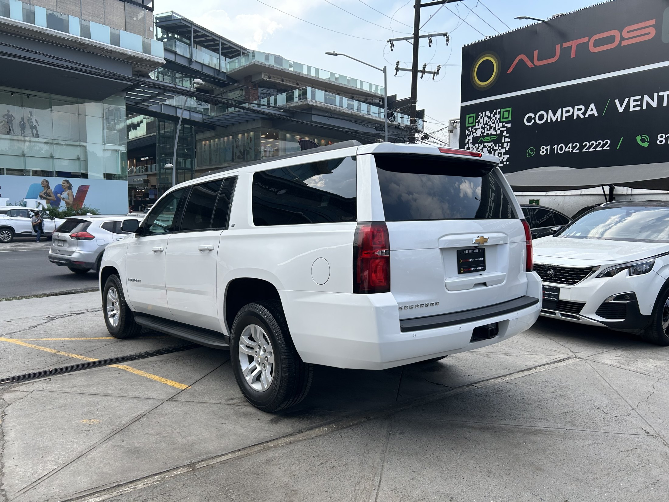 Chevrolet Suburban LT
