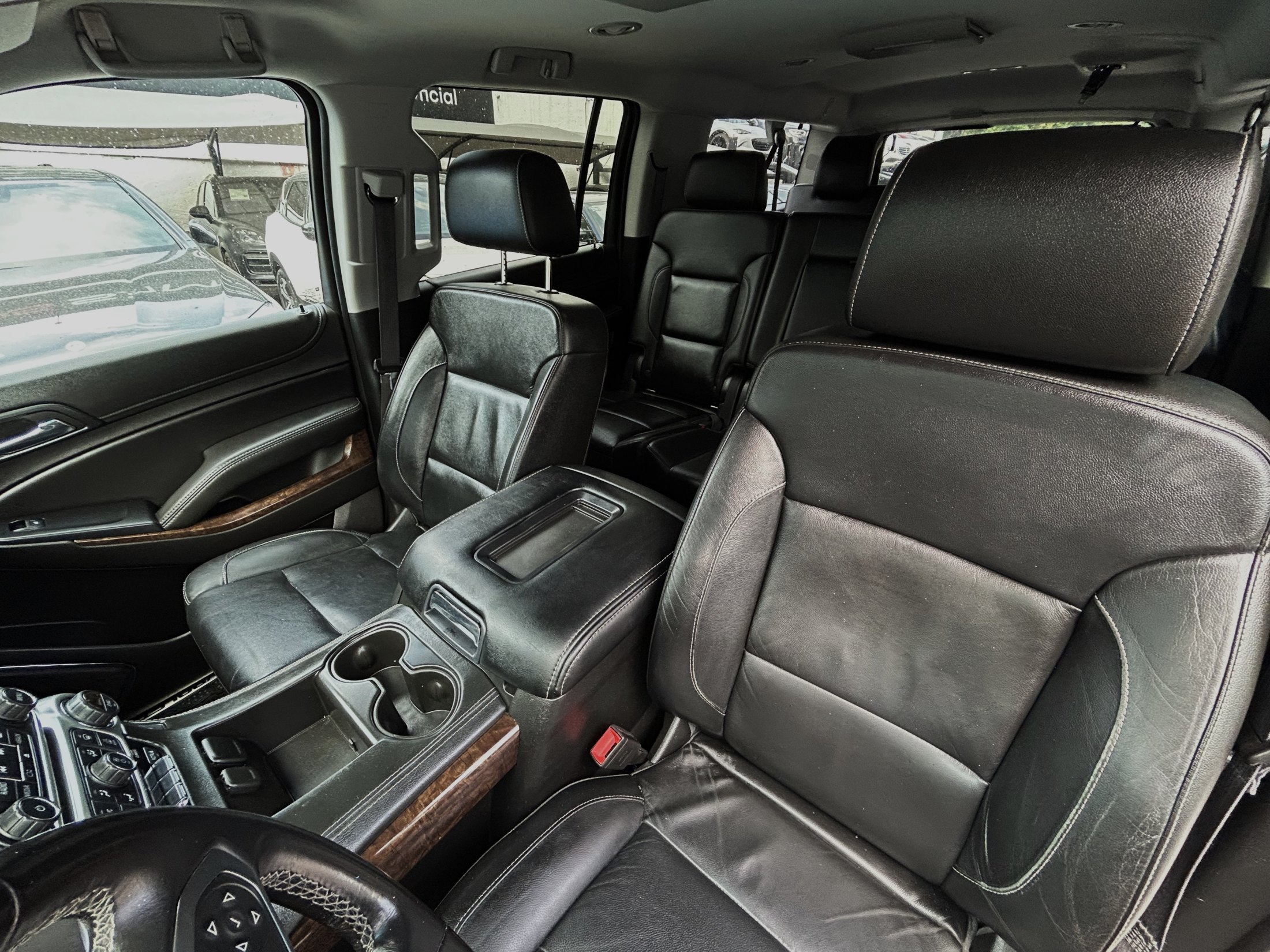 Chevrolet Suburban LT