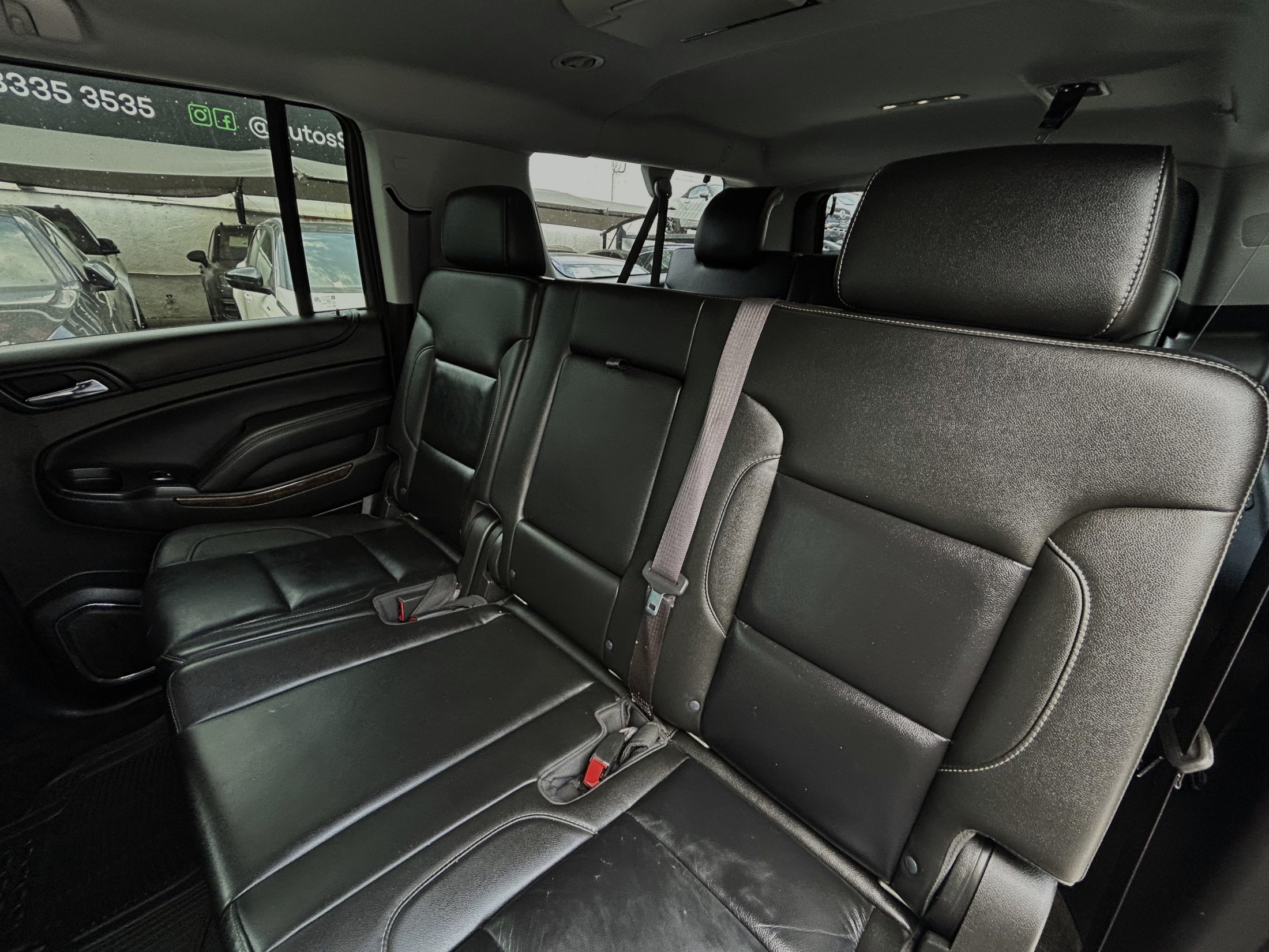 Chevrolet Suburban LT