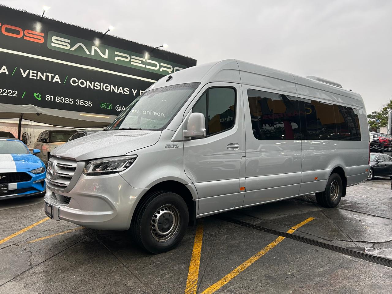 Mercedes-Benz Sprinter Bello Van