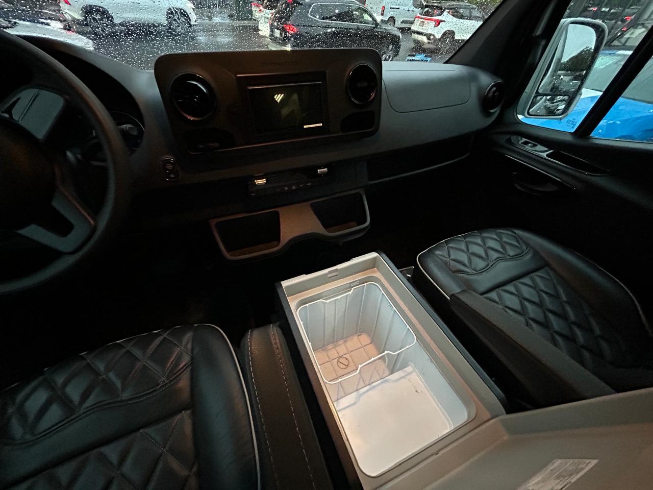 Mercedes-Benz Sprinter Bello Van 2023