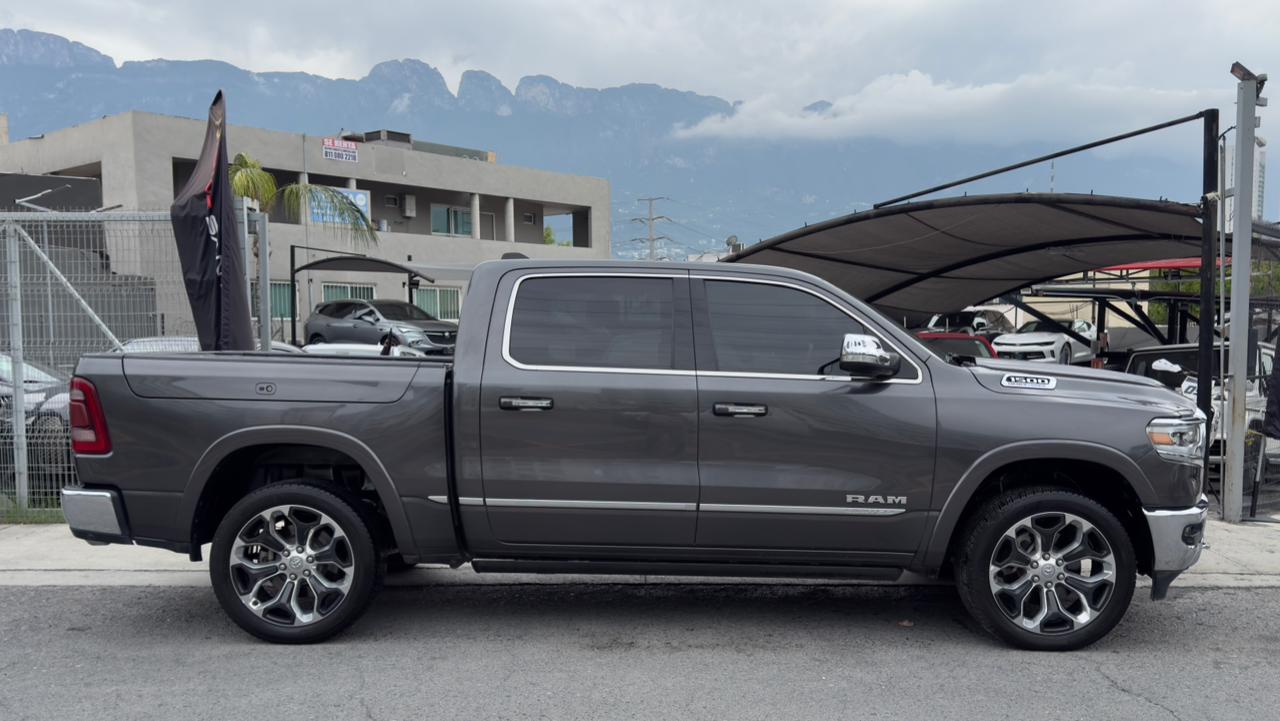 DODGE RAM 1500 LIMITED 4X4 MILD HYBRID 2022