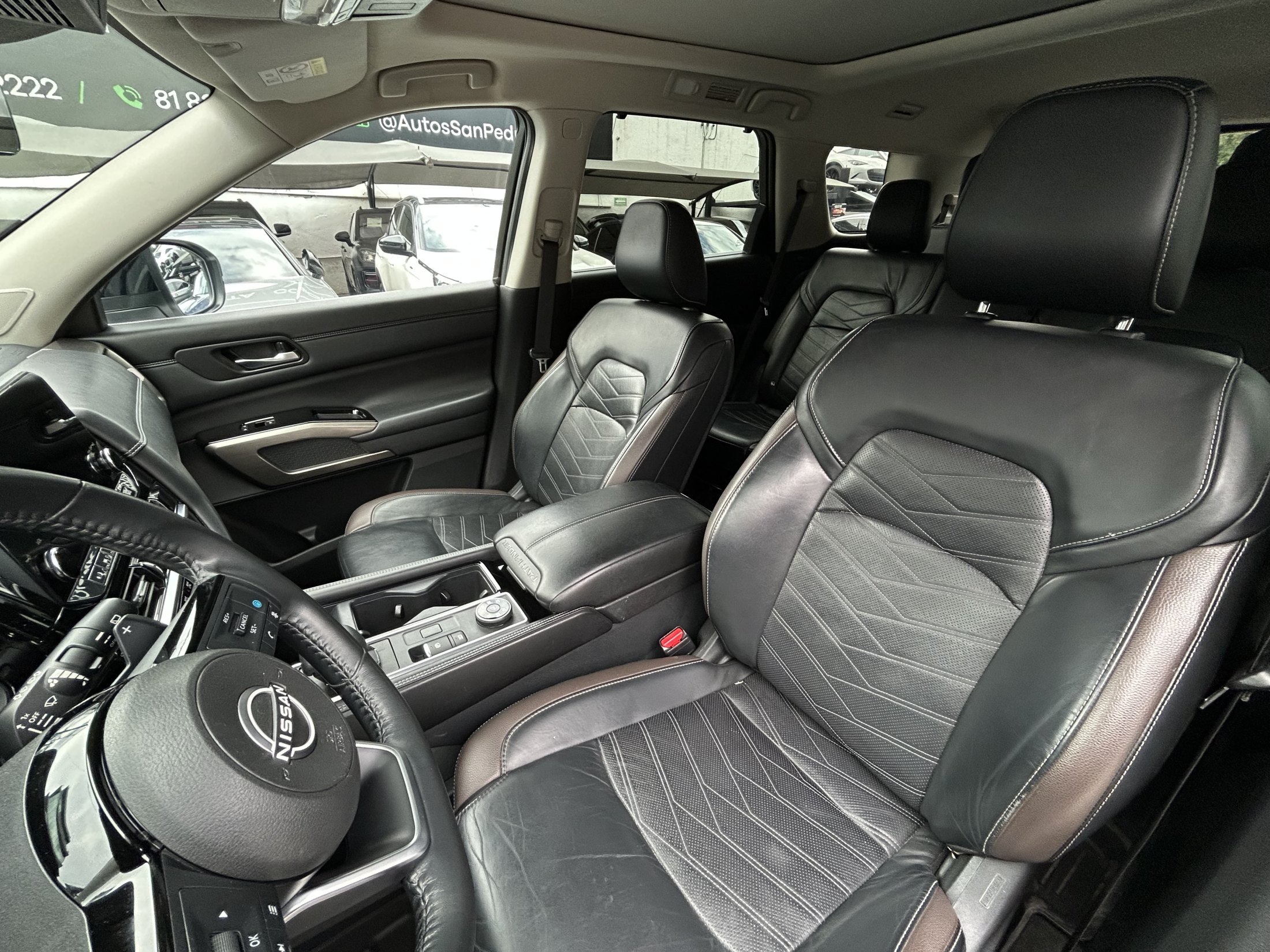 Nissan Pathfinder Platinum