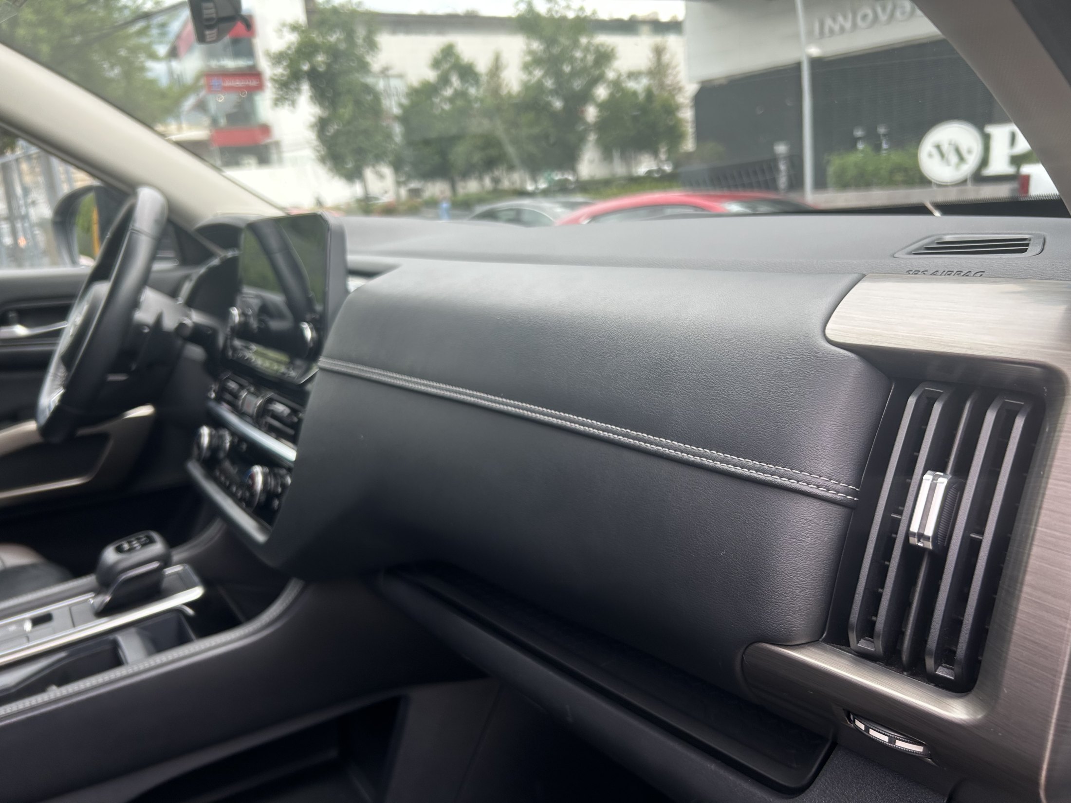 Nissan Pathfinder Platinum