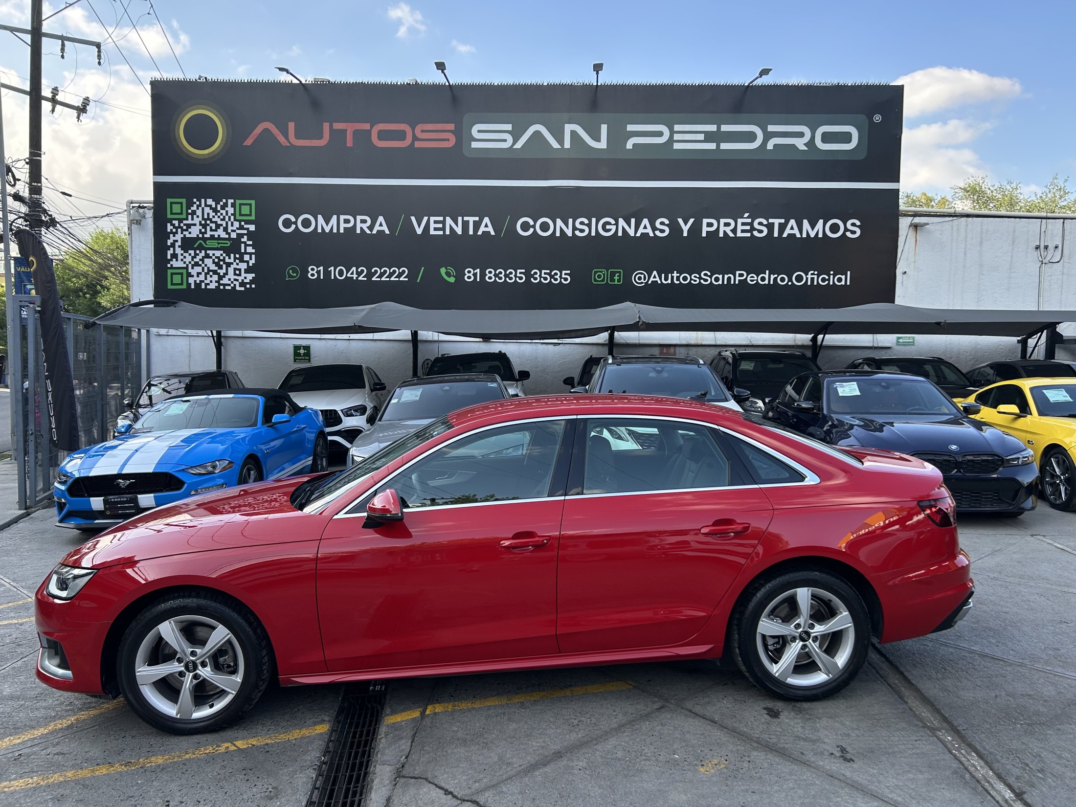 Audi A4 Select